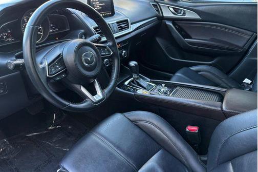 2018 Mazda Mazda3 Touring