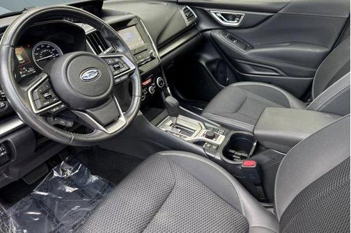 Ice Silver Metallic 2019 Subaru Forester Premium