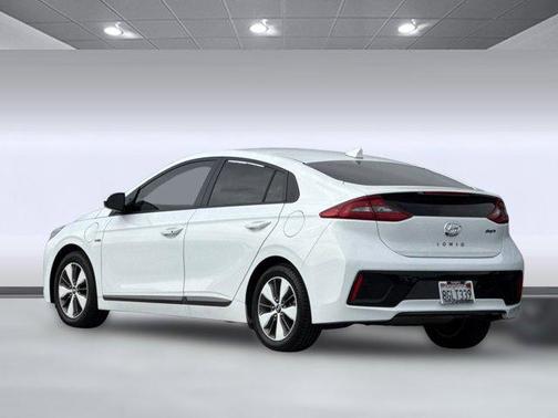 2019 Hyundai IONIQ Plug-In Hybrid Base