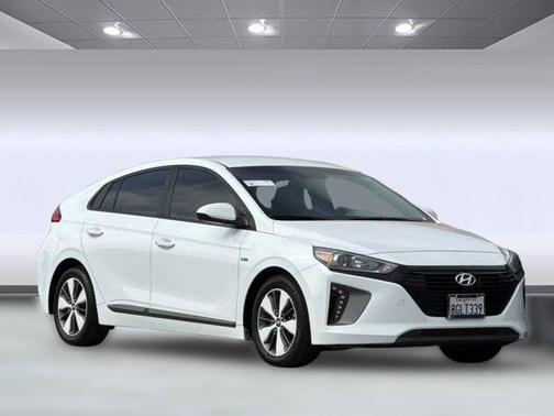 2019 Hyundai IONIQ Plug-In Hybrid Base