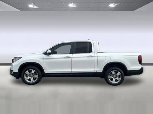 Platinum White Pearl 2026 Honda Ridgeline RTL