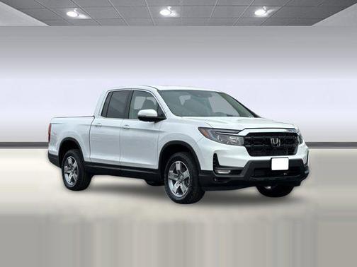 Platinum White Pearl 2026 Honda Ridgeline RTL
