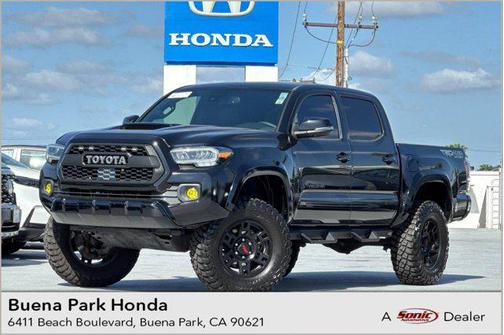 2020 Toyota Tacoma TRD Sport