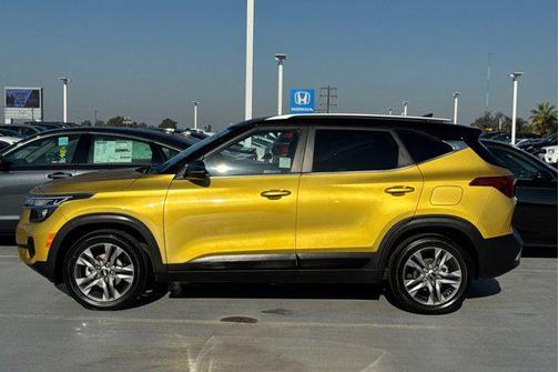2021 Kia Seltos S