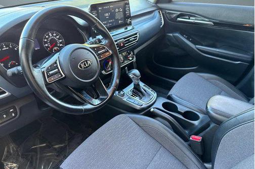 2021 Kia Seltos S