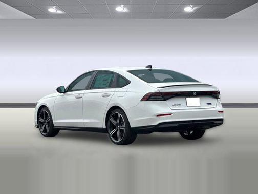 Platinum White Pearl 2026 Honda Accord Hybrid Sport