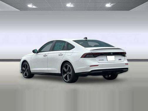 Platinum White Pearl 2026 Honda Accord Hybrid Sport