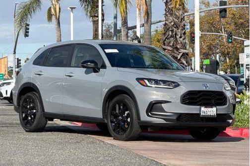 2025 Honda HR-V 2WD Sport