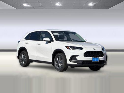 Frostline White Pearl 2026 Honda HR-V LX