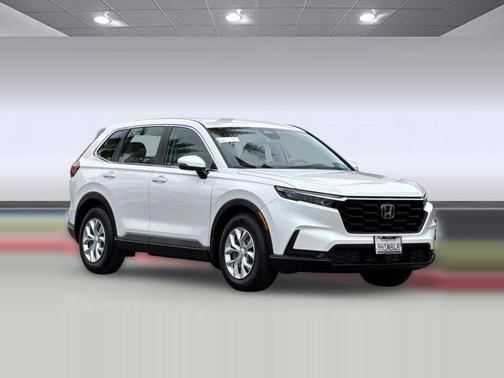 Platinum White Pearl 2024 Honda CR-V LX 2WD