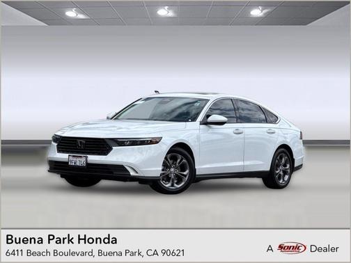 Platinum White Pearl 2023 Honda Accord EX