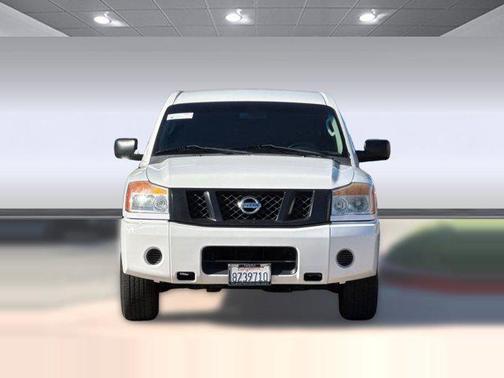 2010 Nissan Titan XE