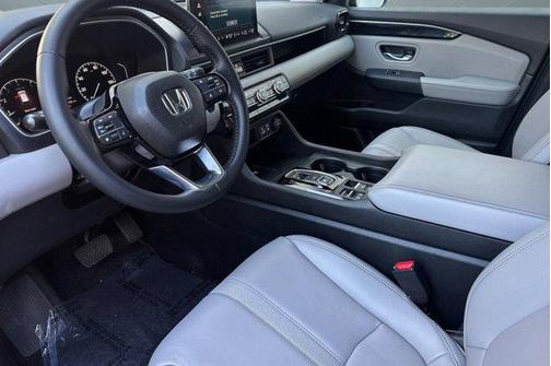 2023 Honda Pilot 2WD EX-L 8 Passenger