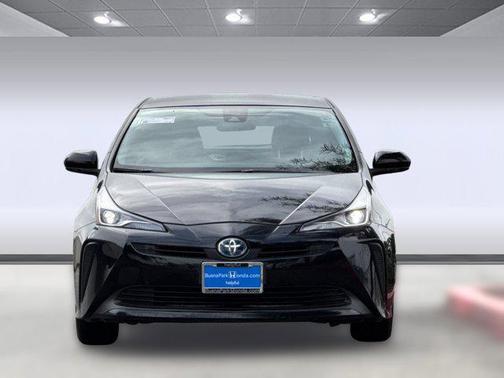 2022 Toyota Prius LE