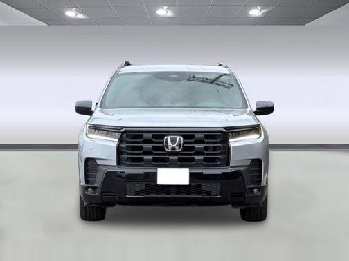 Solar Silver Metallic 2026 Honda Pilot Sport