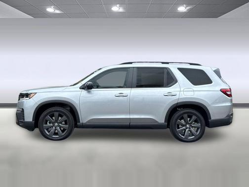 Solar Silver Metallic 2026 Honda Pilot Sport