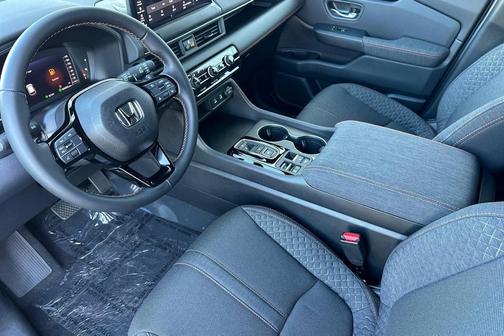 Solar Silver Metallic 2026 Honda Pilot Sport