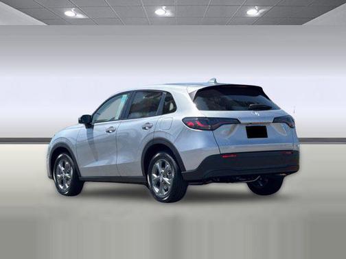 Solar Silver Metallic 2027 Honda HR-V LX