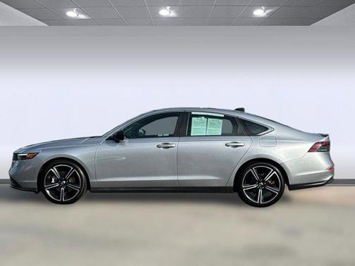 2023 Honda Accord Hybrid Base