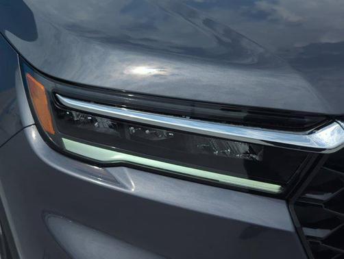 2025 Honda Pilot Touring 8-Passenger