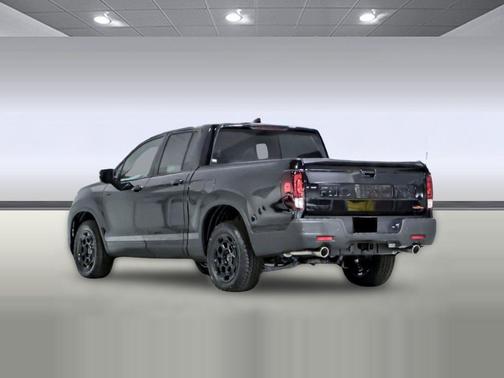 Crystal Black Pearl 2026 Honda Ridgeline TrailSport+