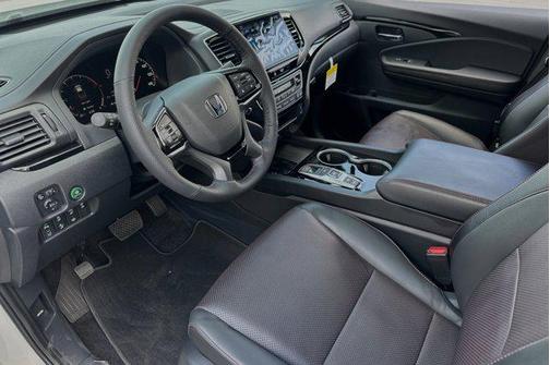 2025 Honda Ridgeline Black