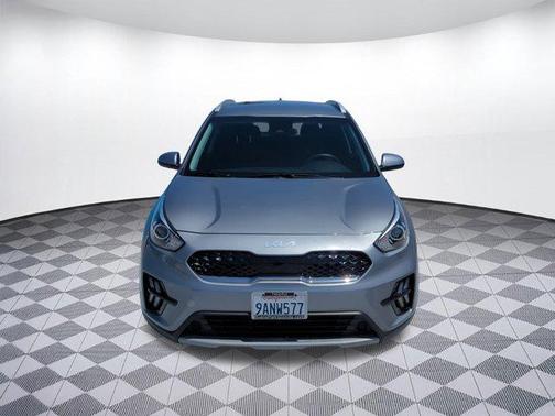 2022 Kia Niro LXS