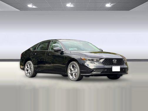 Crystal Black Pearl 2026 Honda Accord Hybrid EX-L