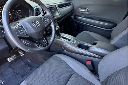 2022 Honda HR-V 2WD Sport