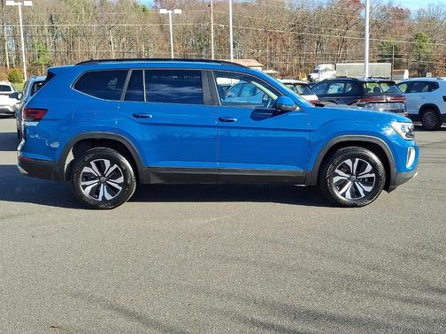 2025 Volkswagen Atlas 2.0T SE