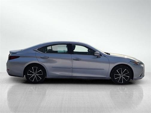 2022 Lexus ES 350 Base