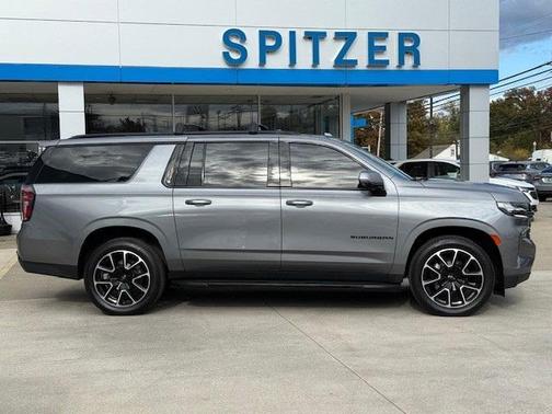 2021 Chevrolet Suburban RST