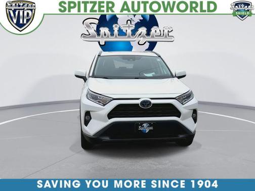 Blizzard Pearl 2020 Toyota RAV4 Hybrid XLE
