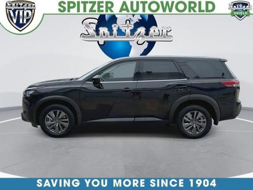 Black 2024 Nissan Pathfinder S