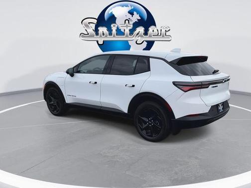 2026 Chevrolet Equinox EV LT 1