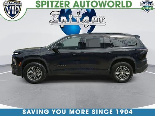 Mosaic Black Metallic 2024 Chevrolet Traverse LT