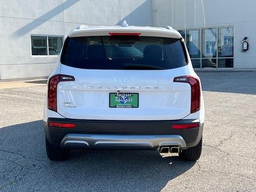 2022 Kia Telluride S