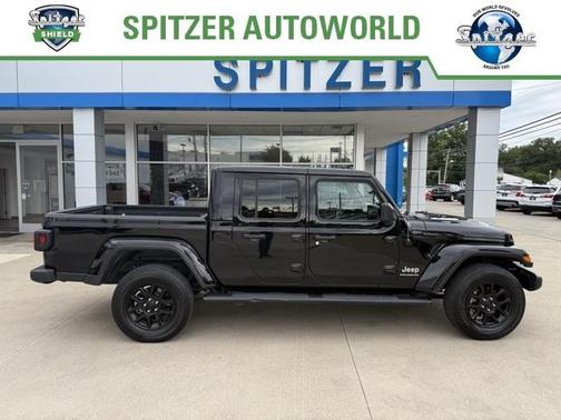 2023 Jeep Gladiator Overland