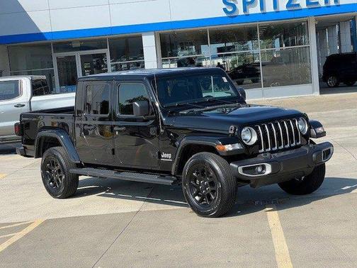 2023 Jeep Gladiator Overland