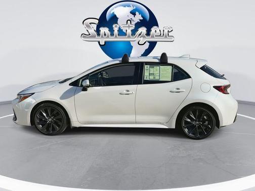 2023 Toyota Corolla Hatchback XSE