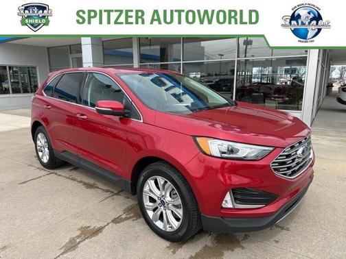 2022 Ford Edge Titanium