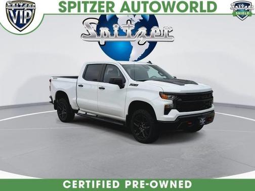 Summit White 2023 Chevrolet Silverado 1500 Custom Trail Boss