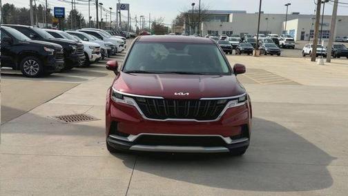 Flare Red 2024 Kia Carnival LX