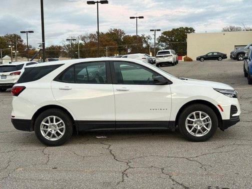 2023 Chevrolet Equinox LS
