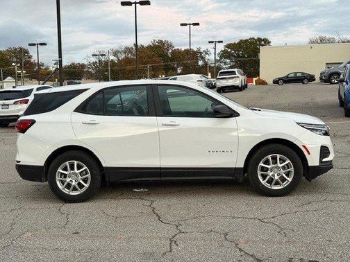2023 Chevrolet Equinox LS