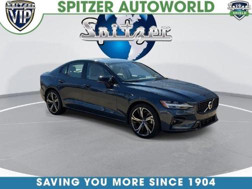 Denim Blue Metallic 2024 Volvo S60 B5 Core Dark Theme