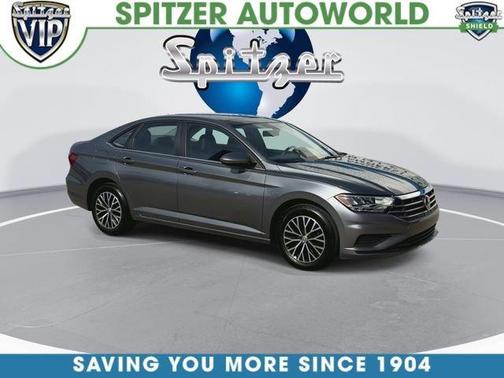 Platinum Gray Metallic 2019 Volkswagen Jetta 1.4T SE