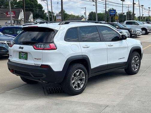 2022 Jeep Cherokee Trailhawk