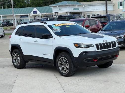 2022 Jeep Cherokee Trailhawk