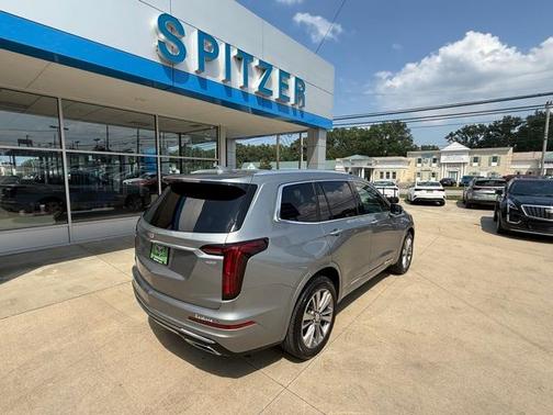 2025 Cadillac XT6 Premium Luxury AWD